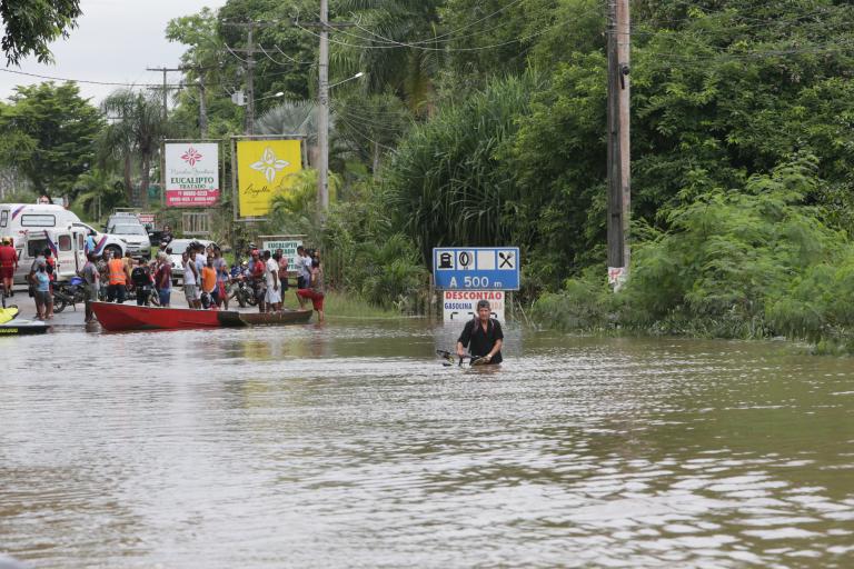 Floods-in-Ilheus-Bahia-Brazil-December-2021.-Photo-Camila-Souza-GOVBA