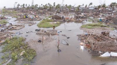 Drone photo footage of #CycloneIdai in #Beira, #Mozambique. IFRC.