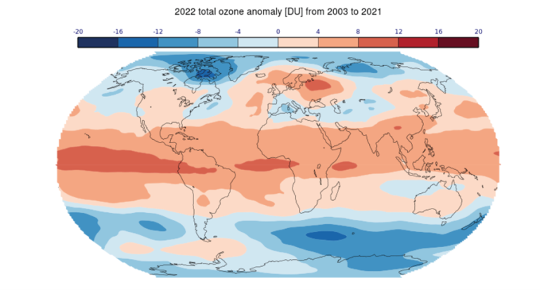Deviation of the 2022 annual mean total ozone column from the 2003 to 2021 climatology
